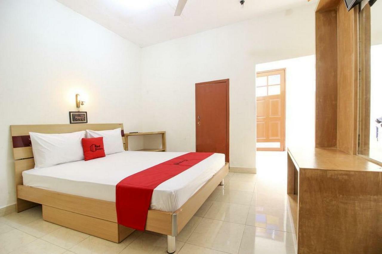 Reddoorz Syariah At Jalan Menteri Supeno Hotel Yogyakarta Exterior photo